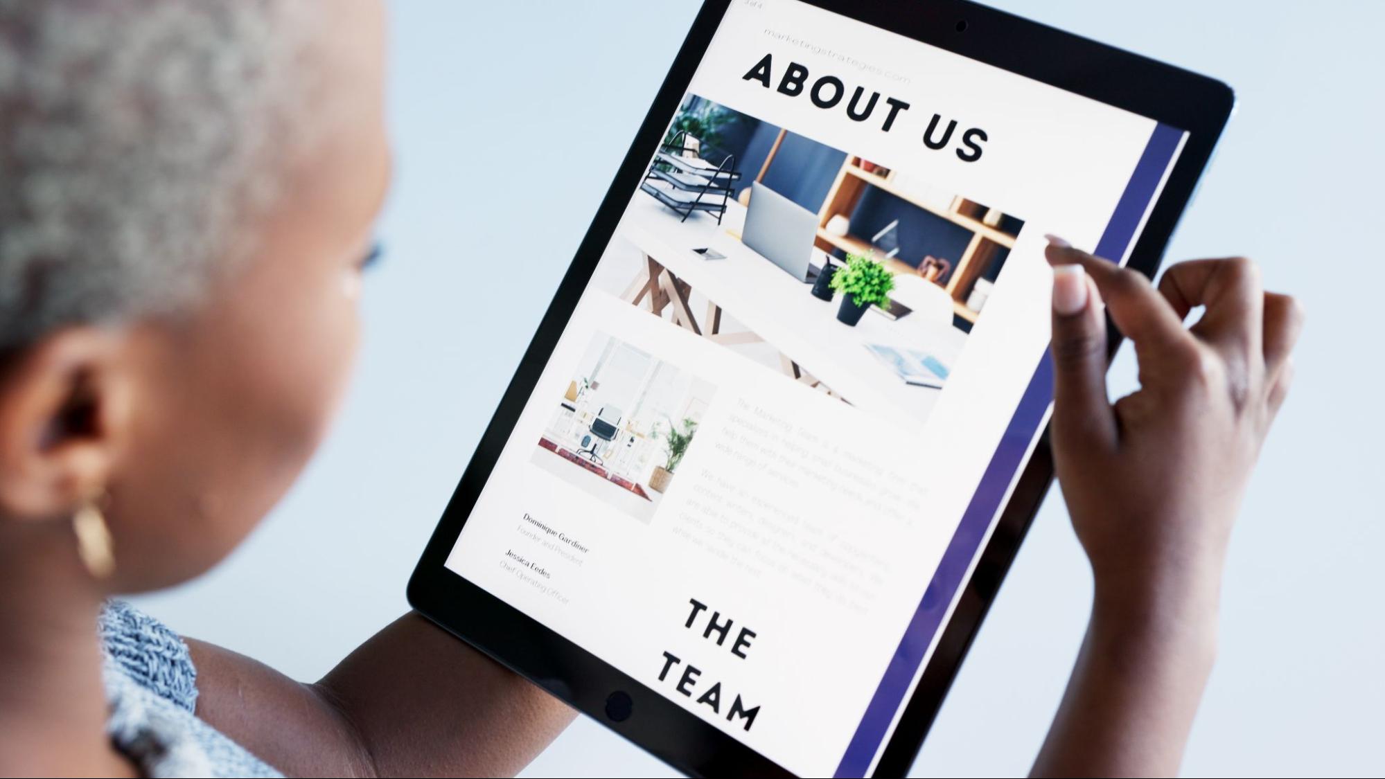 14 Best FAQ Page Design Tips for a Better User Experience